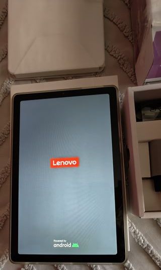 Lenovo Tab M9 + Funda tablet compacta nueva