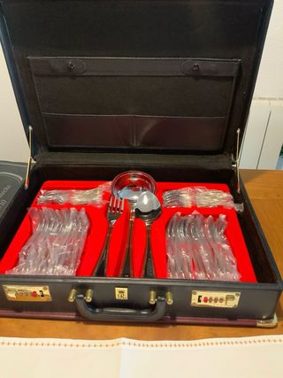 Posate di lusso Solingen con bordo oro