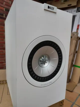Altavoces KEF Q350
