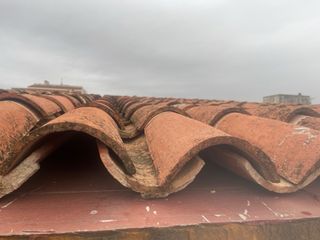 Tejas árabes de terracota