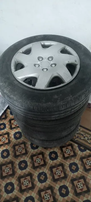Juego Ruedas 195/65 R15