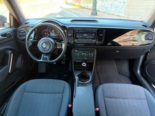 Volkswagen Beetle 2013