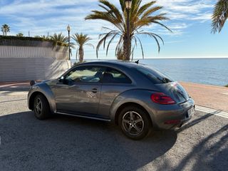 Volkswagen Beetle 2013