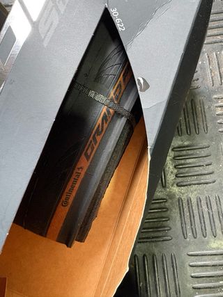 NUEVA PRECINTADA Continental GP 5000 S TR 30mm