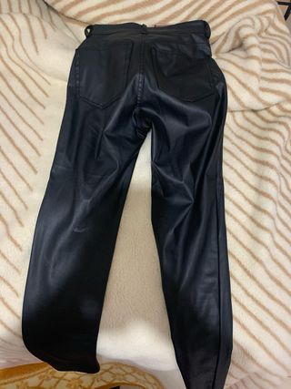 Pantalones de cuero negros