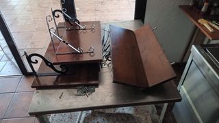 Estanterías madera y metal