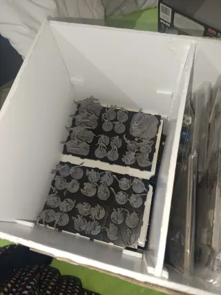 Runewars + Expansiones + Pack de inicio + inserto