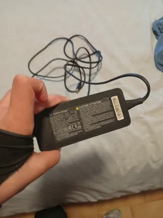 Cargador Xiaomi Patinete Eléctrico