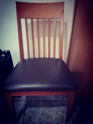 Seggiole in legno massello da rivestire, 5 unità