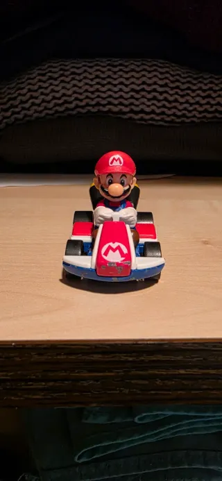 Mario Kart Hot Wheels Mario Kart con señales uso