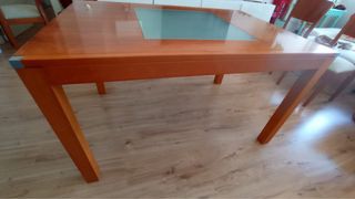 Mesa de comedor extensible madera y cristal