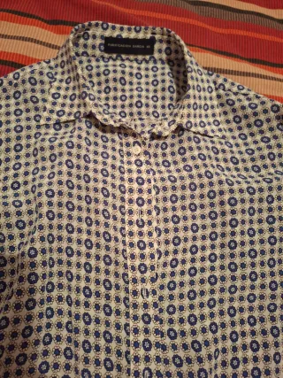 Blusa Purificación García floral azul talla L