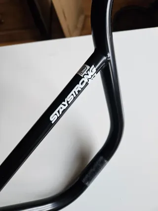 Manillar BMX Race Stay Strong 7 pulgadas