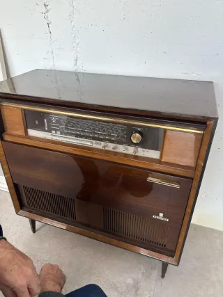 Radio Tocadiscos Grundig KS 555