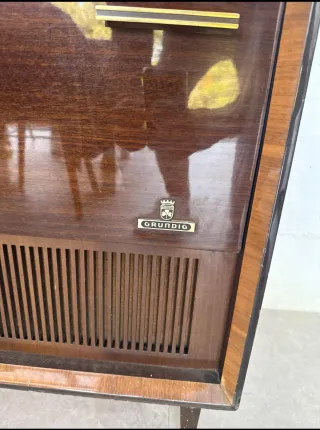 Radio Tocadiscos Grundig KS 555