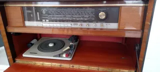 Radio Tocadiscos Grundig KS 555