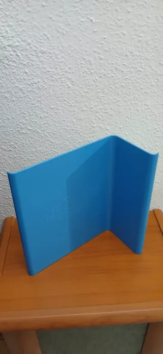 Soporte azul para tablet