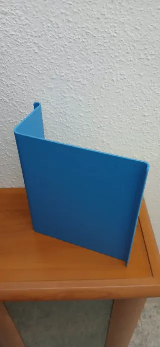 Soporte azul para tablet