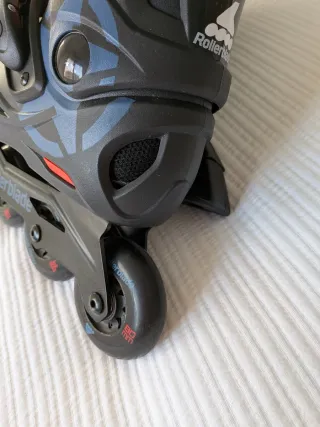 Patines en línea Rollerblade negros talla 39