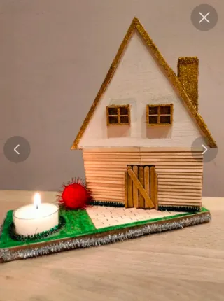 Decorazione natalizia - casetta in legno portacand