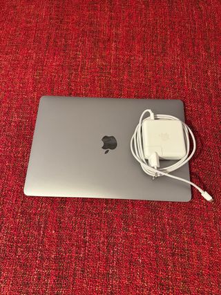 MacBook Pro M2 2022 Plata