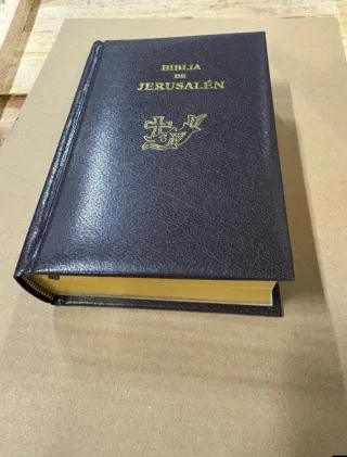 Biblia de Jerusalén bolsillo con canto de oro