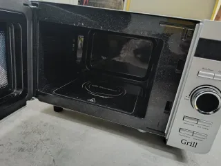 Microonde Orbegozo senza piatto girevole