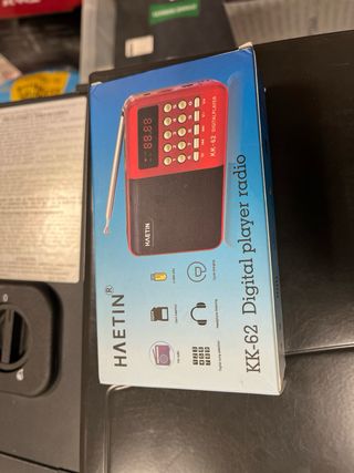 Radio Portátil Digital HAETIN KK-62 Roja