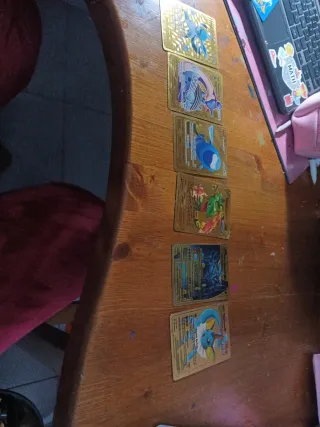 Cartas Pokémon Doradas