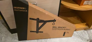 Soporte pared saco boxeo Decathlon Outshock