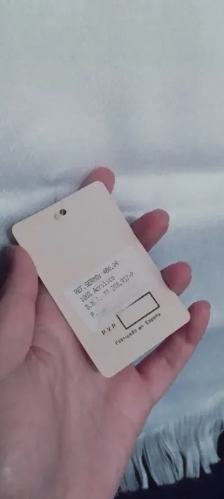 Pañuelo Stork blanco muy suave