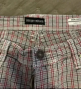 Pantalón Antonio Morato cuadros rojos