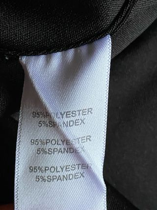 Top Negro Escote Pico Elástico Talla Única