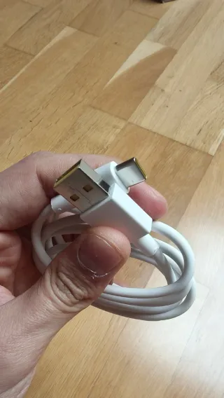 Caricabatterie Oppo SuperVOOC 80W ricarica rapida