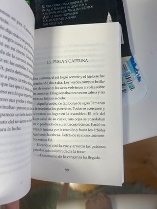 Ut y las estrellas (Cuatrovientos) (Spanish Edi...