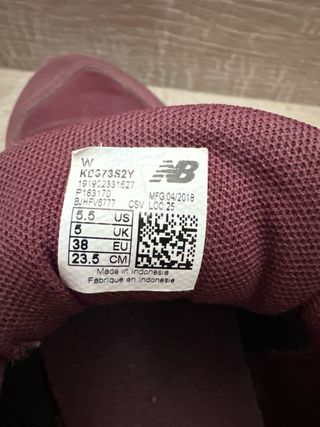 Zapatillas New Balance 373 granate