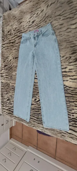 Vaqueros Edikted T-XS con lazo bordado