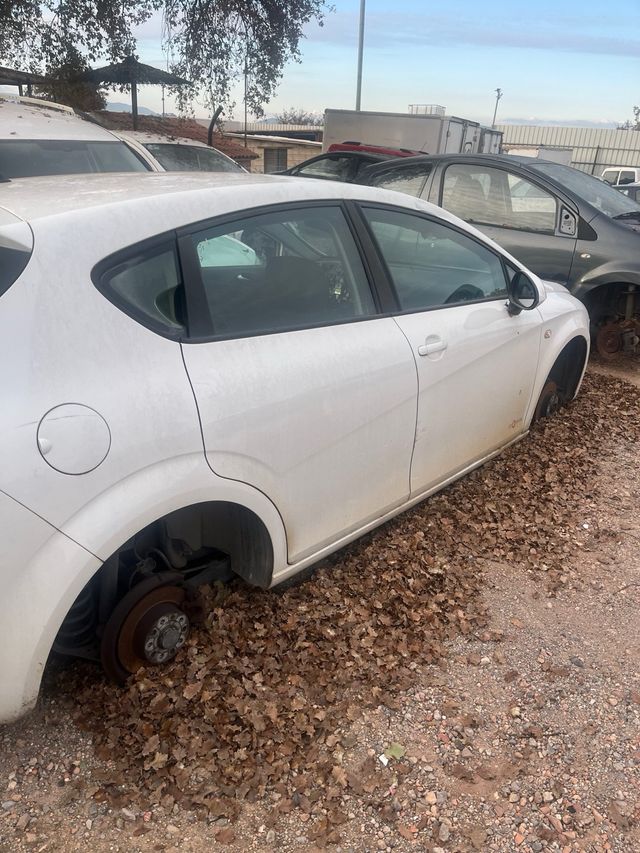 despiece seat leon 1.6 tdi motor cay año 2009