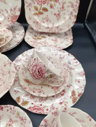 Set da tè inglese in stile vintage