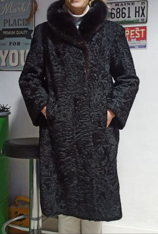 Cappotto in pelliccia nero taglia 42/48
