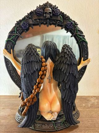 Specchio gotico con angelo