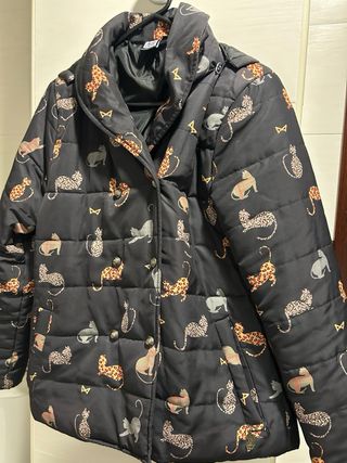 Cazadora acolchada Akinolaude gatos M