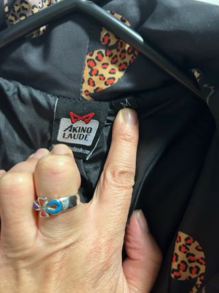 Cazadora acolchada Akinolaude gatos M