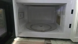 Microonde Svan Bianco