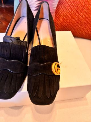 Mocassini Gucci Marmont Neri con Logo Oro