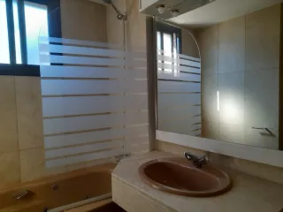 Habitacion con baño para universitaria