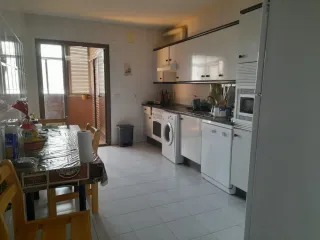 Habitacion con baño para universitaria