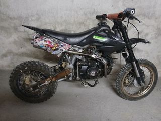 Pit Bike 125cc Negra