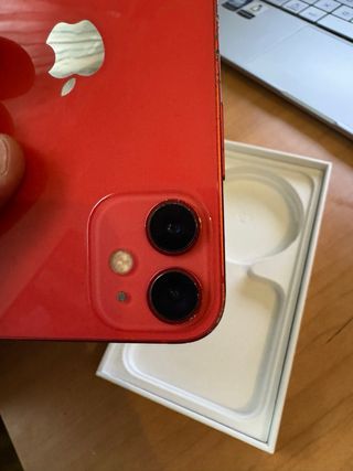 iPhone 12 mini rosso