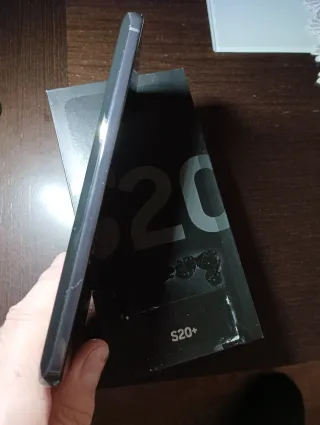 Samsung Galaxy S20+ Scatola